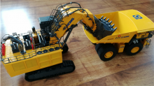 XCMG dump truck XDE360 mining heavy truck metal toy model for sale